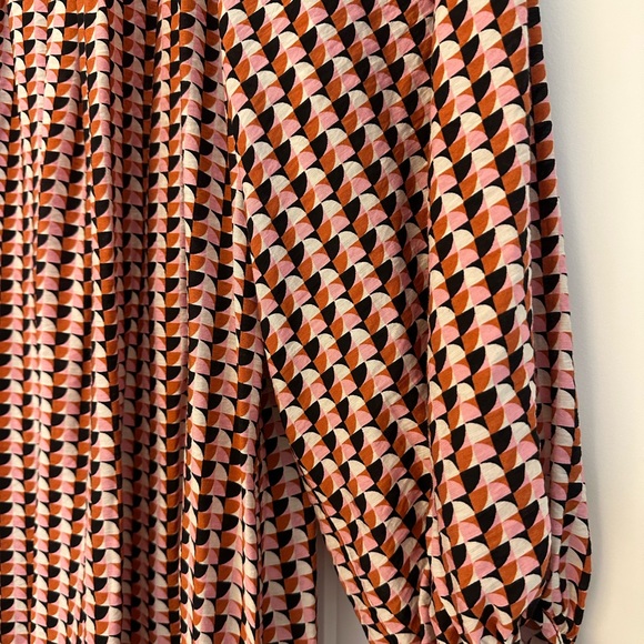 H&M Geometric Print Long Sleeve Mini Dress - Picture 6 of 8